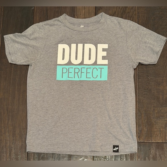 Lot of 7 Dude Perfect Youth Large T Shirts - Picture 12 of 16